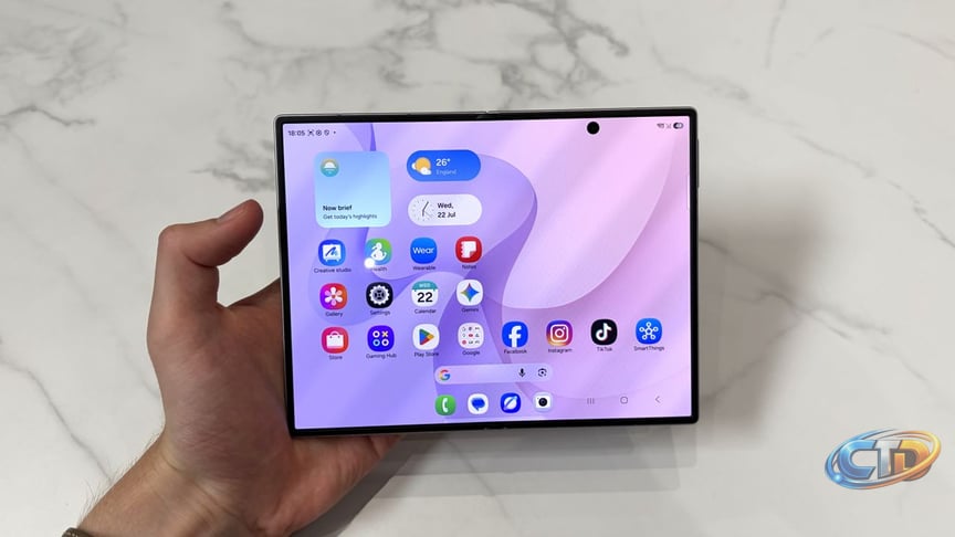 How AirDrop via Quick Share Works on Samsung Galaxy Z Fold 8