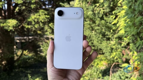 AT&T's iPhone Air Deal: A Top Offer for Families and New Customers