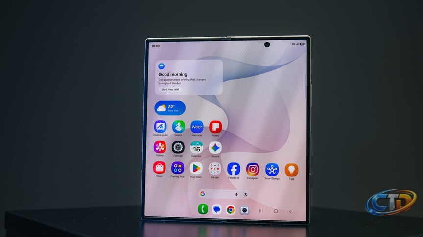 Samsung Z Fold 8 Ultra is the company's newest book-style foldable |  Mashable