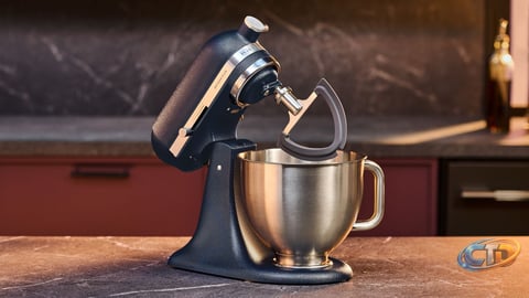 Why the KitchenAid Artisan Plus Stand Mixer Stands Out in Baking