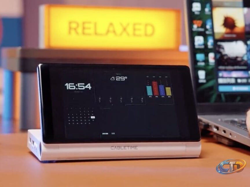 ScreenDock: Attractive 8-in-1 dock features a 5.5-inch built-in display,  affordable price tag - Notebookcheck News