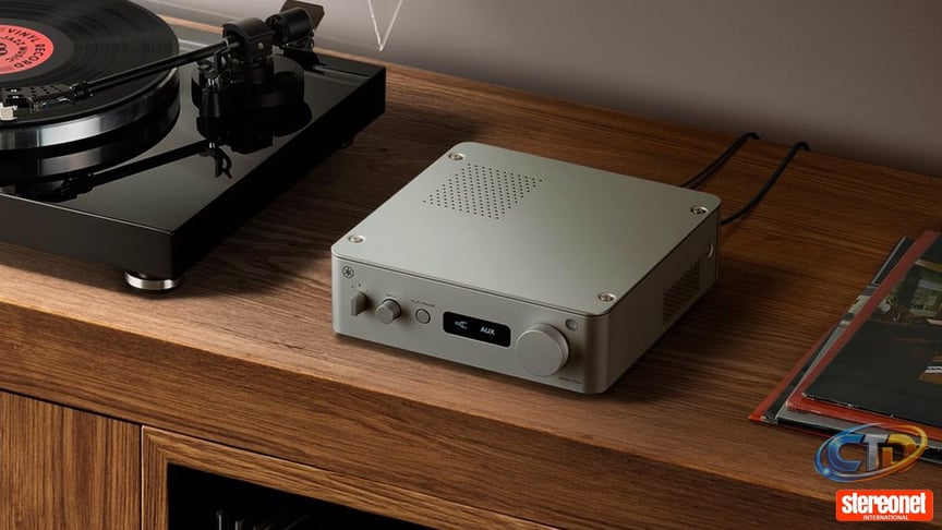 Yamaha WXA-70A and WXC-70A Put Hi-Fi in a Smaller Box | StereoNET