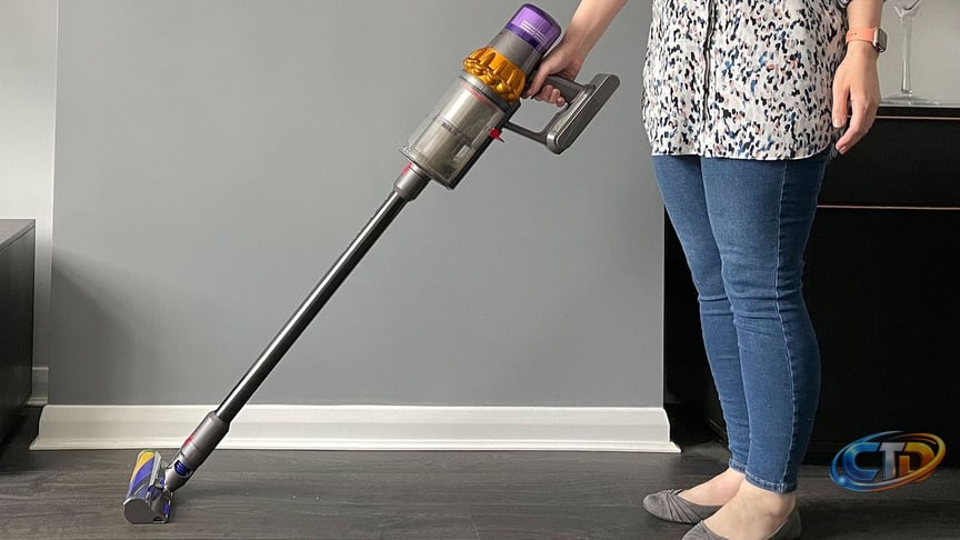 Dyson V15 Detect vs Shark: Long-Term Value for Vacuum Buyers