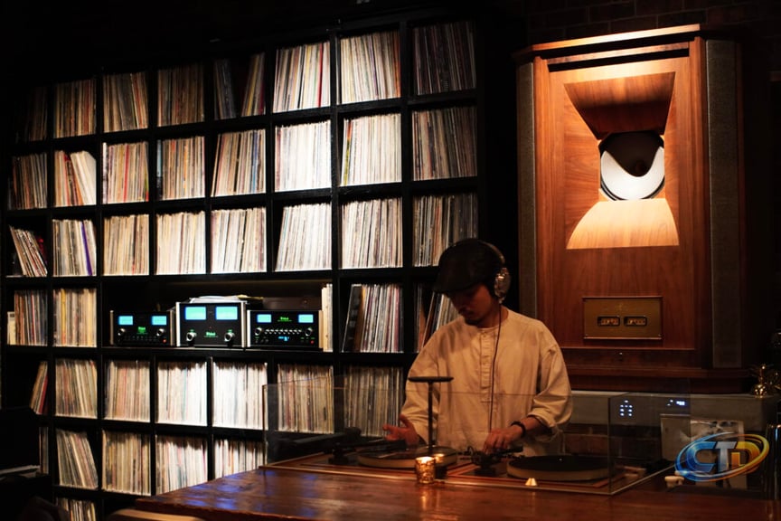 OFF THE RECORD】# 1: THE MUSIC BAR -Cave Shibuya- - ZEROMILE