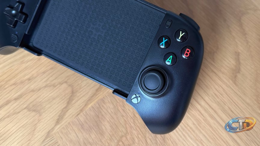 8BitDo Ultimate Mobile Gaming Controller Xbox Edition review: nails cloud  gaming but fumbles some basics | TechRadar