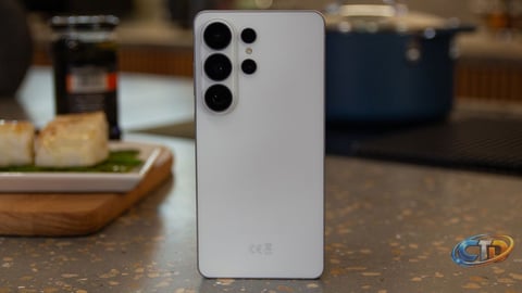 Understanding the Galaxy S26 Ultra's Privacy Display: Pros and Cons