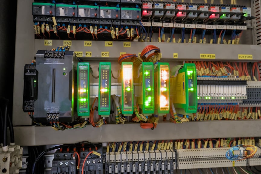 AI-fueled attacks pose 'active threat' to water, other sectors, U.S.  agencies warn | CyberScoop