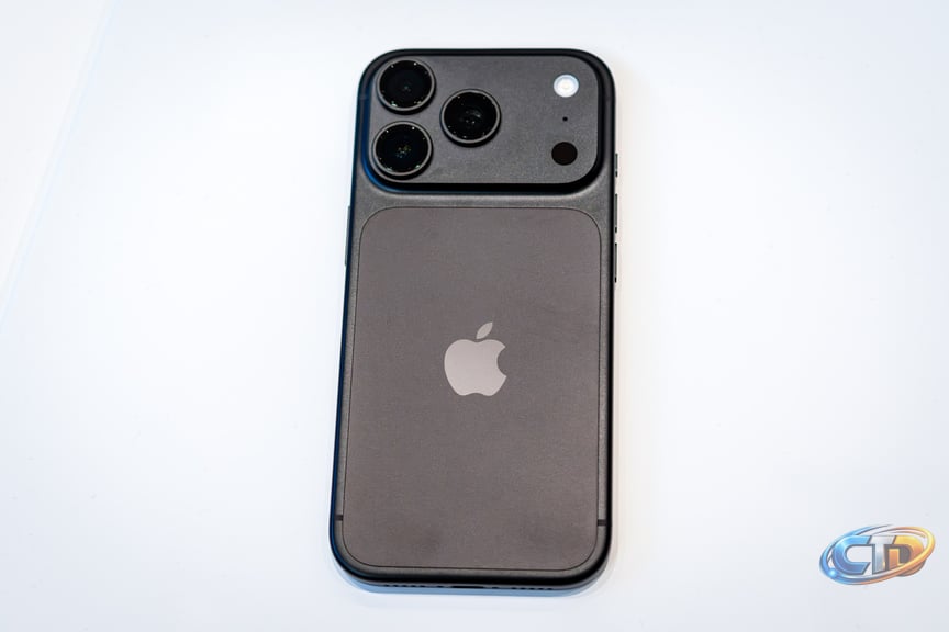The black iPhone Pro returns | The Verge