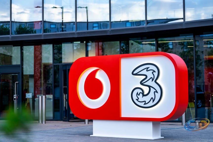 Vodafone Group on X: "We've reached an agreement with CK Hutchison to take  full ownership of VodafoneThree, the UK's largest mobile operator and one  of the fastest growing broadband providers. Find out