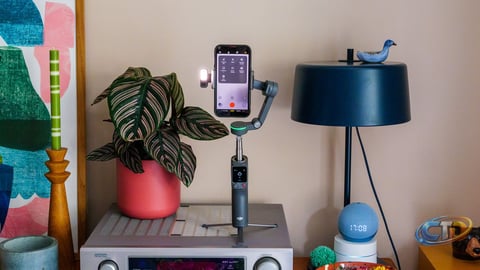 DJI Osmo Mobile 8P Review: Key Improvement Elevates Smartphone Stabilization