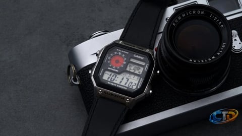 Casio's M-Edition Watch Pays Homage to Leica M-Series Cameras