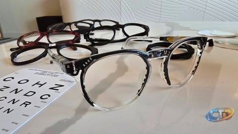 Revolutionizing Eyewear: IXI's Autofocusing Glasses Unveiled at CES 2026