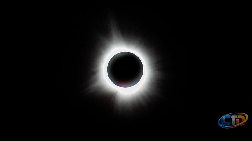 Should You Bring Your DSLR to Photograph a Solar Eclipse?