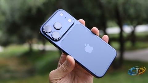 What to Expect from the iPhone Fold and iPhone 18 Pro Launch