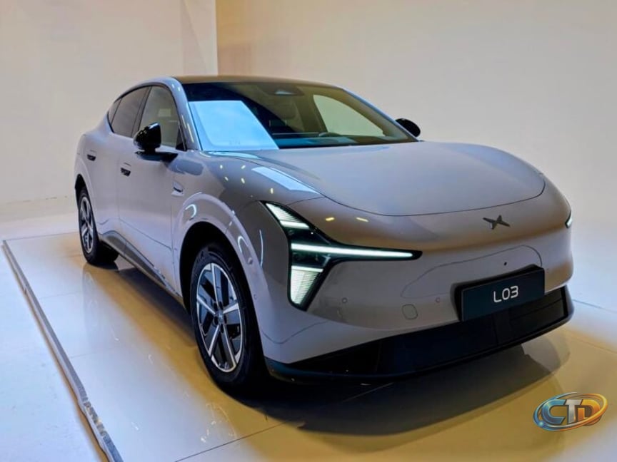 XPENG unveils new L03 EV, flying cars, and humanoid robots - GEEKSPIN