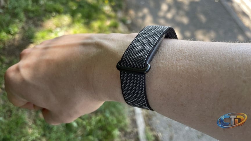 Google Fitbit Air Review: AI Coaching Impresses Despite Fitbit App Redesign Frustrations