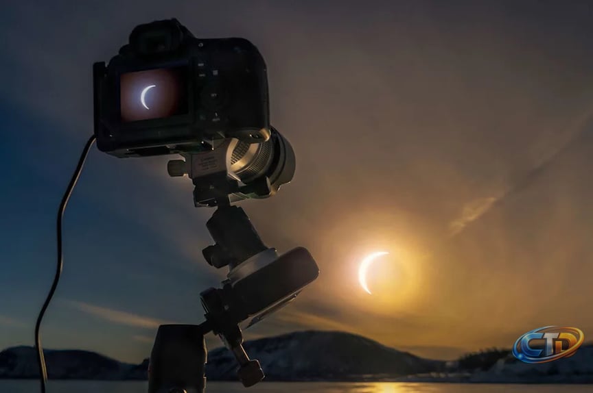 How to Photograph a Total Solar Eclipse, According to Experts Who Chase  Them Around the World