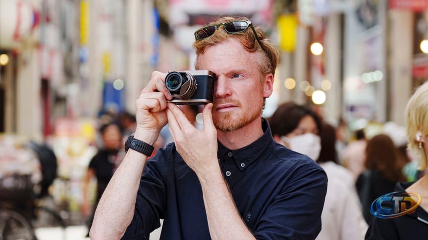 Panasonic Revives Iconic Premium Compact Cameras with the New Lumix L10