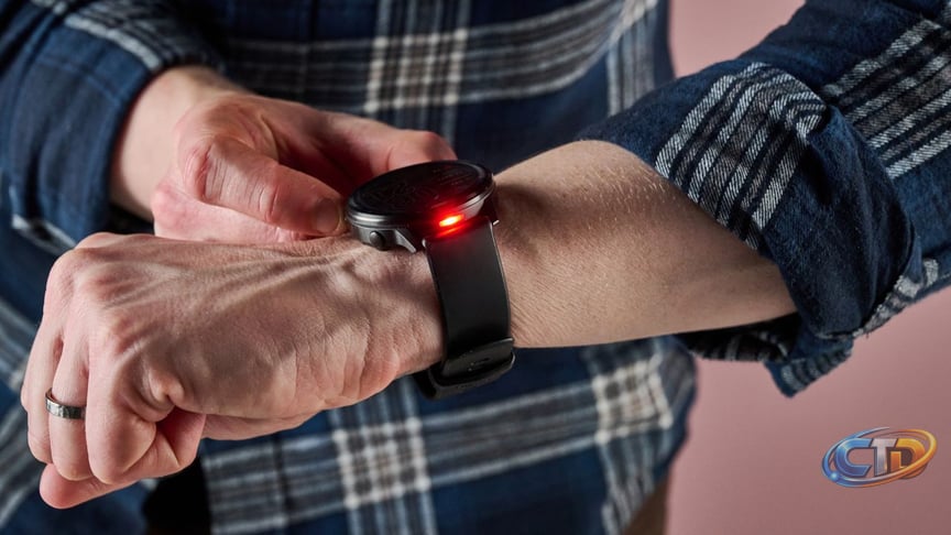 How Garmin's LED Flashlight Turns Smartwatches Into Essential Outdoor Tools