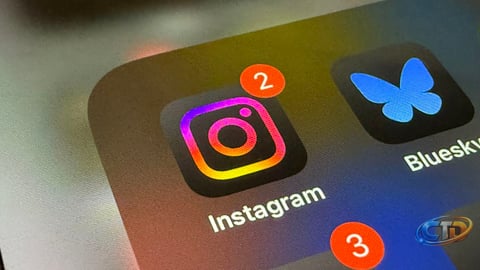 Understanding Instagram Use: Addiction vs. Binge Consumption