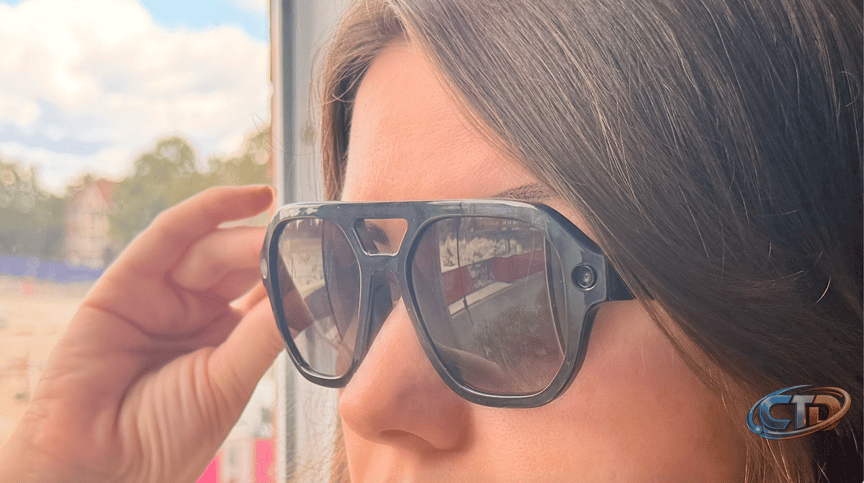 L’Atitude 52°N Smart Glasses: Travel-Focused Features and Real-World Usability
