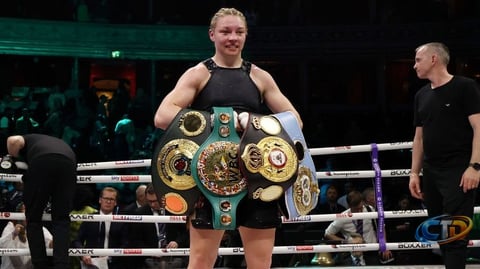 How to Watch Lauren Price vs Stephanie Pineiro: Free Live Stream Guide