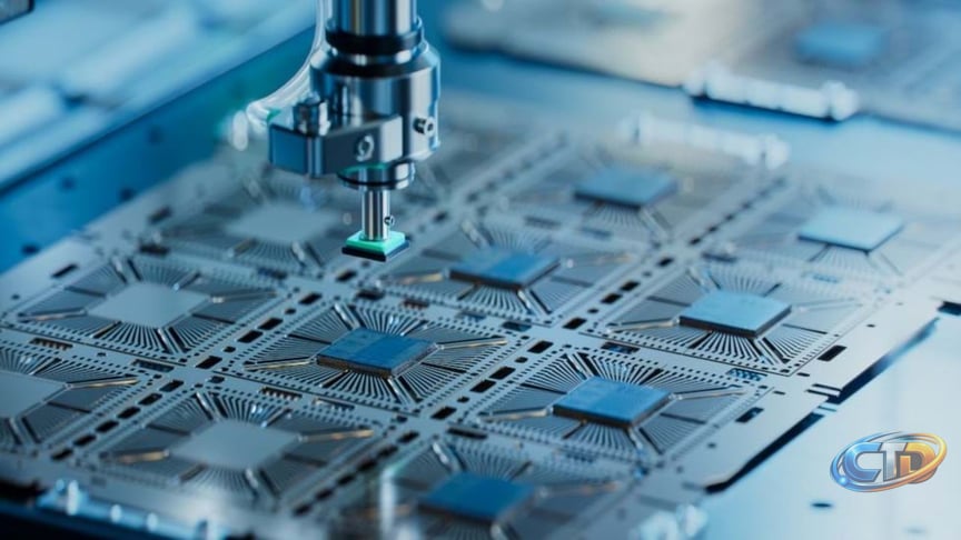How a Solar-Powered CPU Runs Without Batteries Using Vertical Nano-Stacking