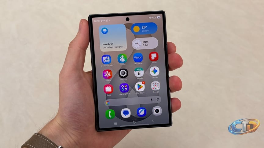 Samsung Galaxy Z Fold 8: Who Should Consider Samsung’s New Wide Foldable?