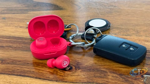Best Budget Headphones to Avoid UK Public Transport Fines