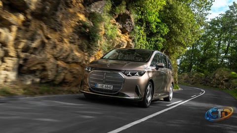 How the Mercedes VLE Redefines Electric Family Vans with Premium Range and Comfort