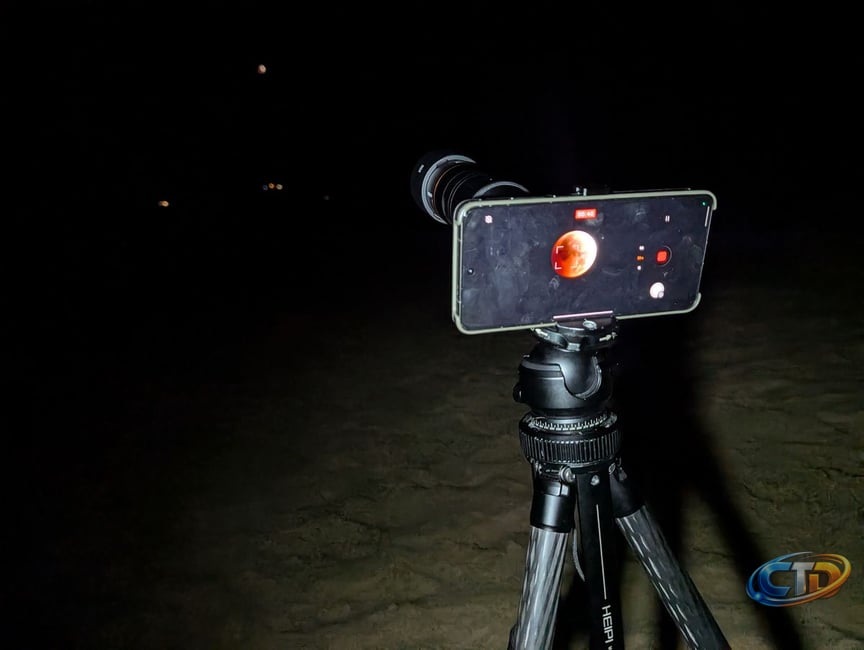 I used Oppo's flagship phone and teleconverter to shoot the lunar eclipse —  here's what I learned | TechRadar