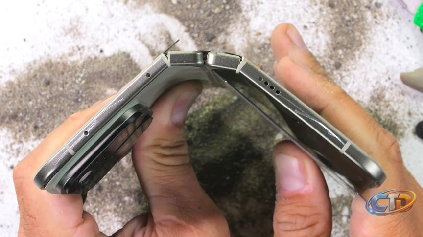 Three times more durable Google Pixel 11 Pro Fold breaks during durability  test - Notebookcheck News