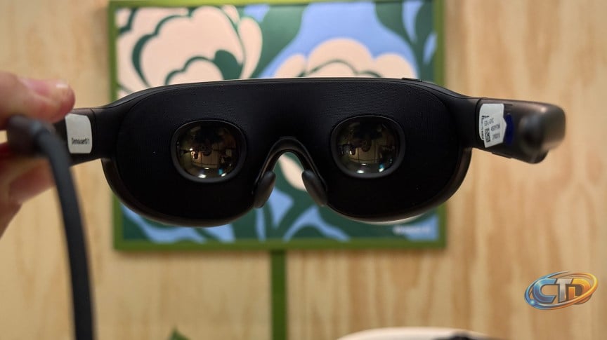 I Wore Meta's New $1,299 VR Glasses: A Tiny Quest, or Vision Pro to Go? -  CNET