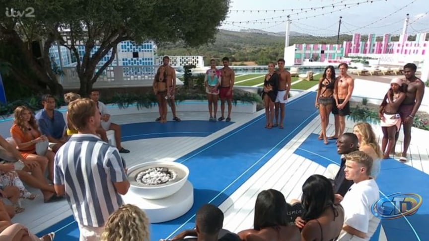 Love Island UK' Season 13 Final 4 Couples Revealed But Shocking Twist Will  Dump One More