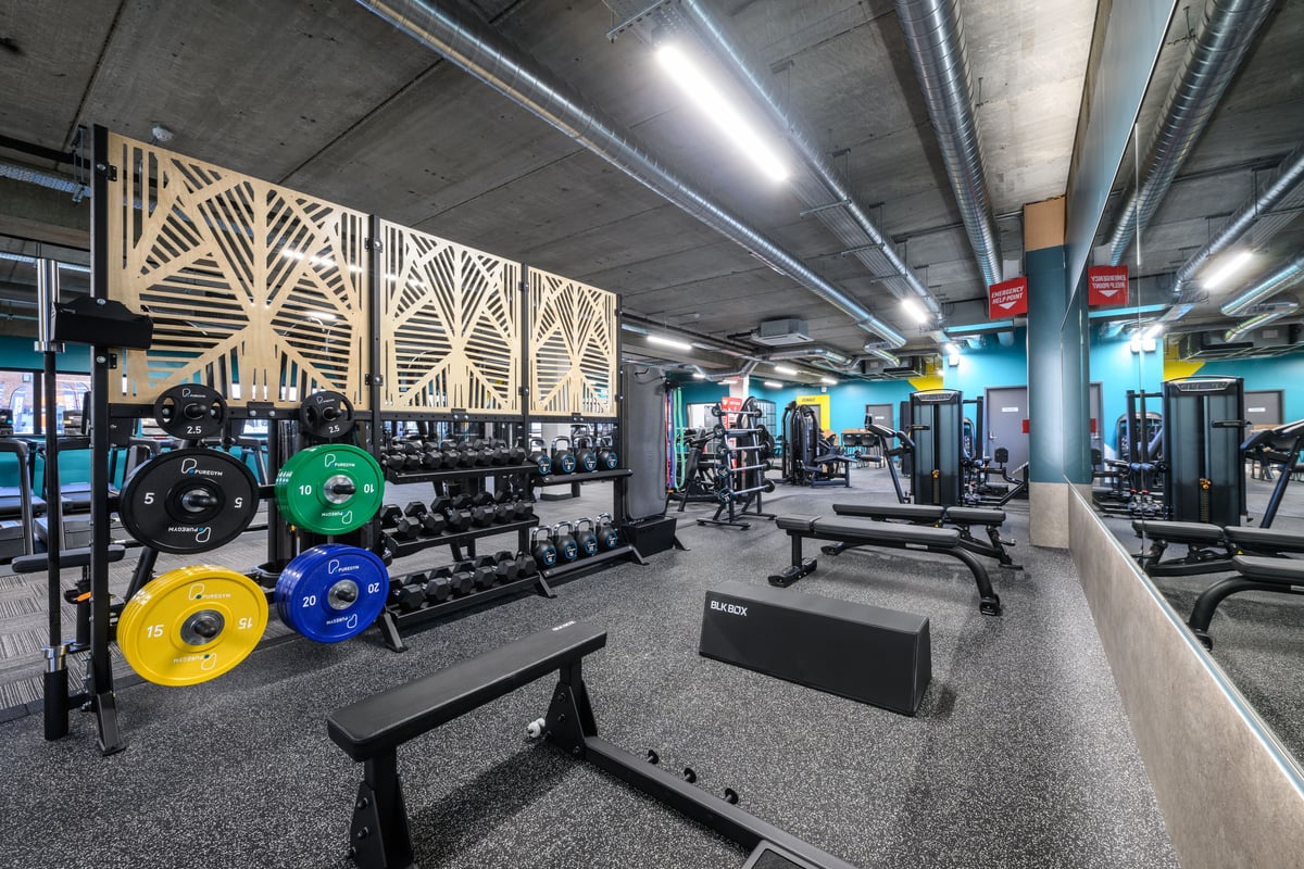PureGym West Drayton stretch area