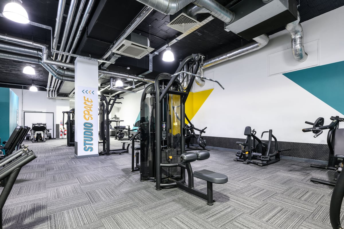 PureGym Birmingham Snow Hill Plaza pull down machines
