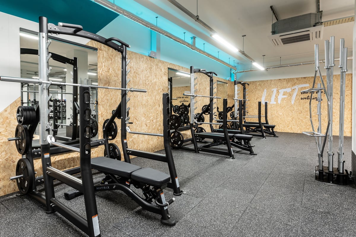 PureGym Milton Keynes Kingston Centre: Modern gym with weight racks, benches, resistance machines and rubberized flooring.