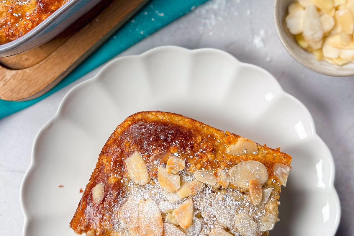 Rezept für Mandel-Croissant-Ofenhaferflocken
