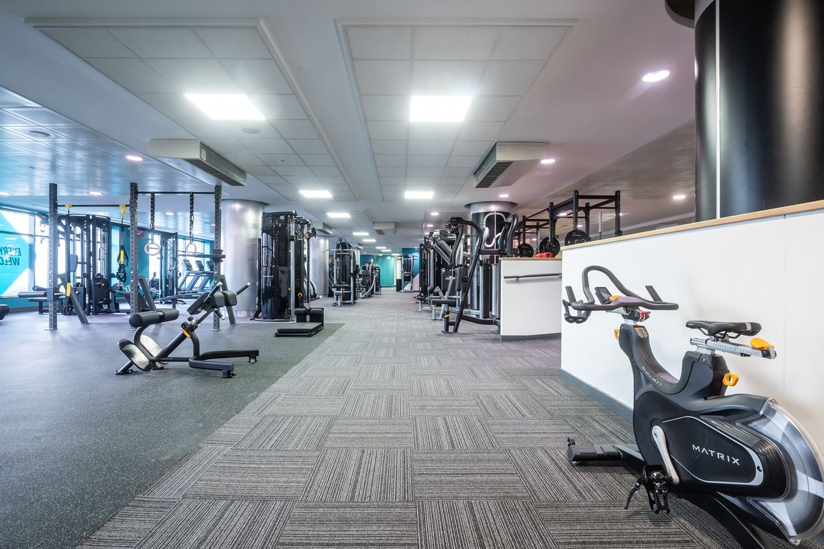 PureGym Edinburgh Exchange Crescent: Weight machines, cardio equipment, free weights, and rubberised flooring.