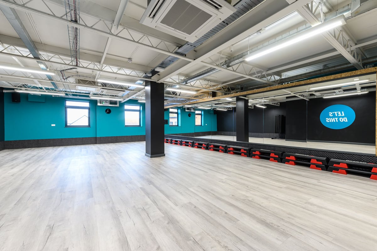PureGym Didcot: Functional training area, benches, resistance bands, rubberized flooring.