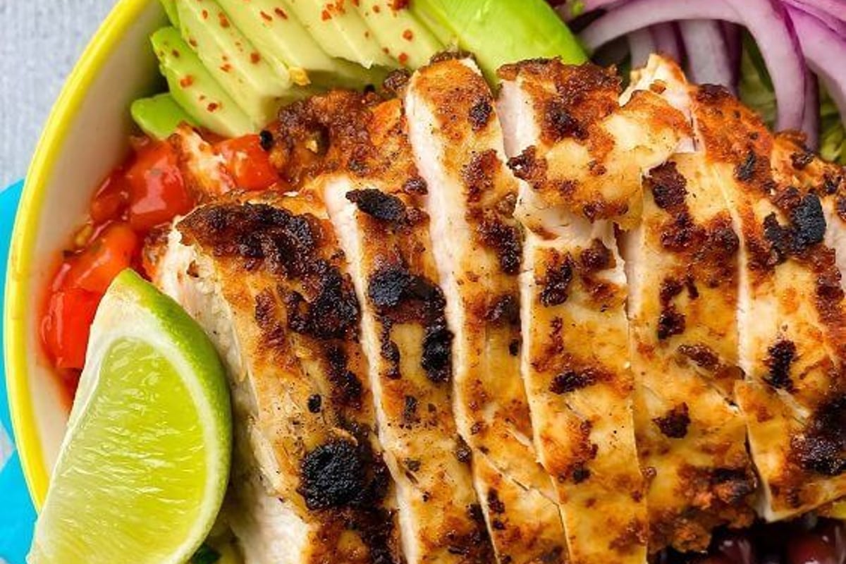 Chicken fajita bowl