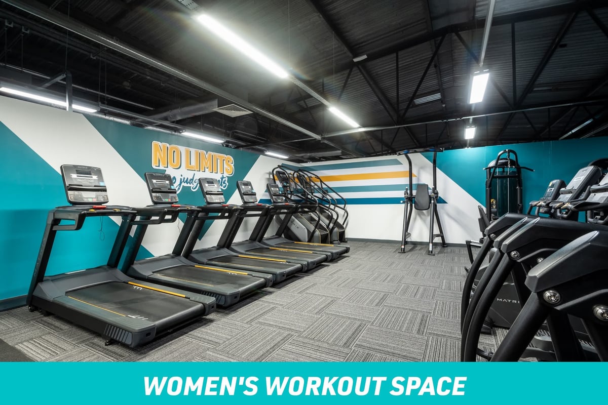 PureGym: Bradford Idle gym Women's Workout Space Cardio Machines