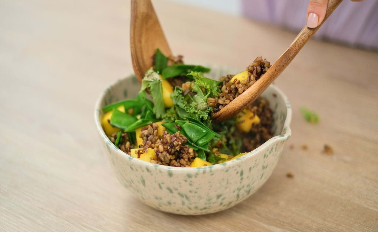 Zesty Chicken & Mango Salad with Mixed Grains & Kale