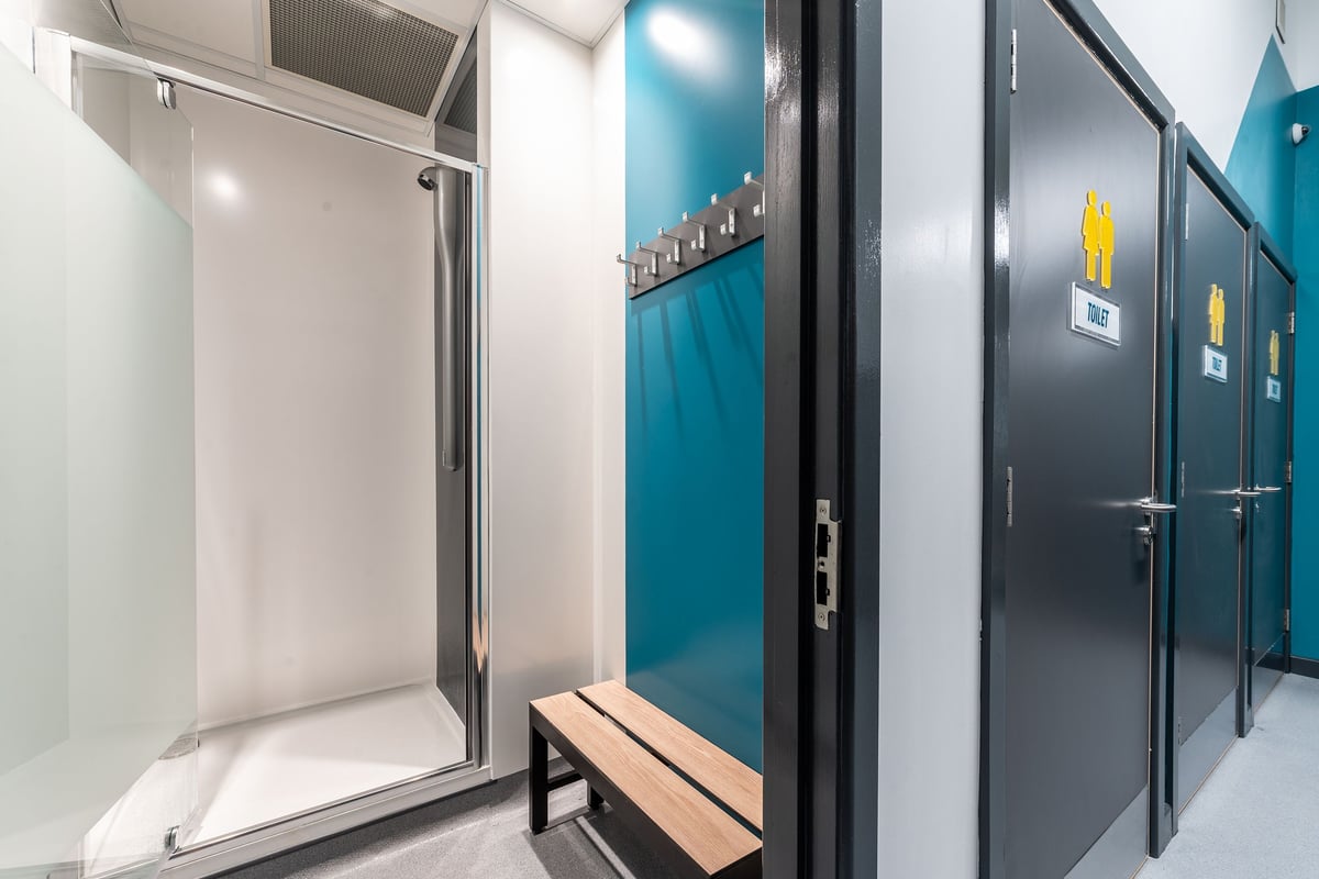 PureGym Dungannon: shower cubicle
