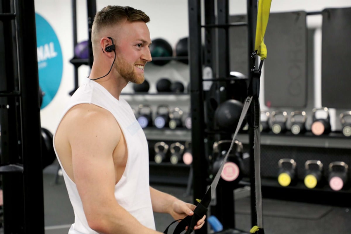 Danny Gibbons PureGym ab windshield wiper