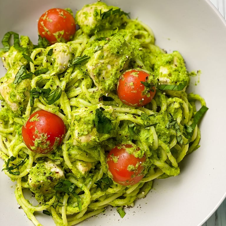 Super Grüne Hühnerpesto-Nudeln Rezept
