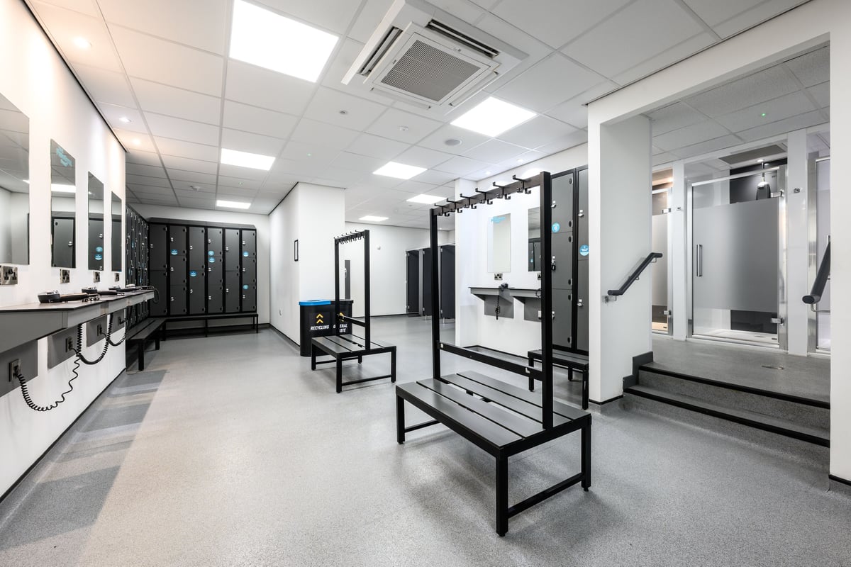 Edinburgh Fort Kinnaird Changing Room
