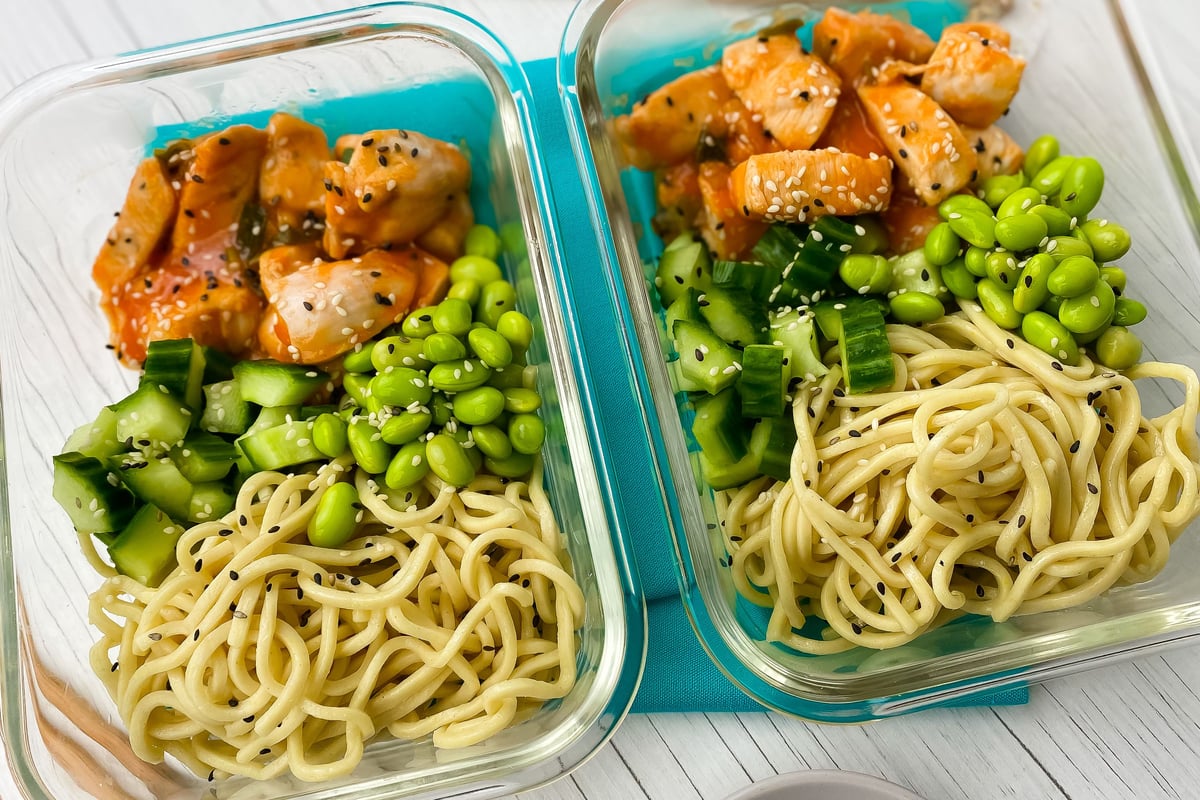Sesam-Hähnchen-Nudeln