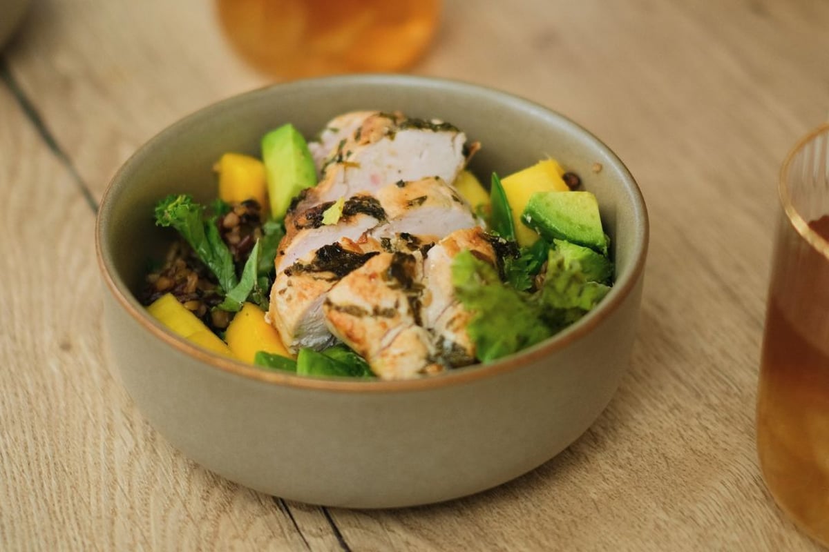 Poulet-Mango-Salat 