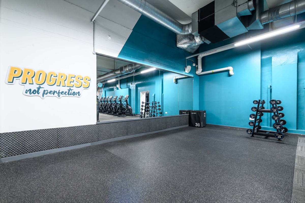 PureGym London Bermondsey stretch area